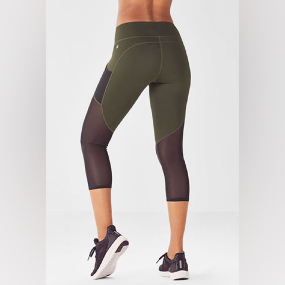 Mid-Rise Mesh Powerhold® Capri